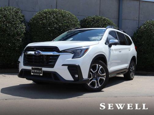 Crystal White Pearl 2023 Subaru Ascent Limited 7-Passenger
