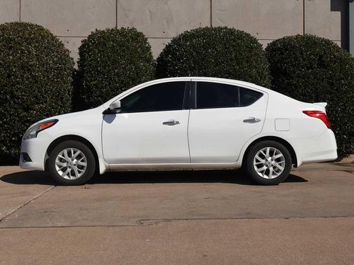 2019 Nissan Versa 1.6 SV