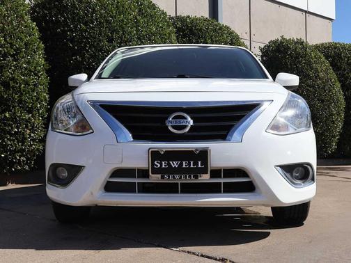 2019 Nissan Versa 1.6 SV