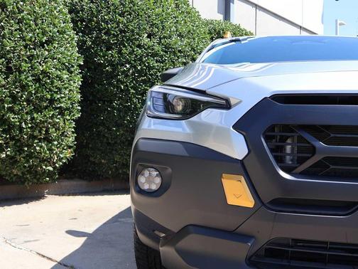 Ice Silver Metallic 2025 Subaru Crosstrek Wilderness