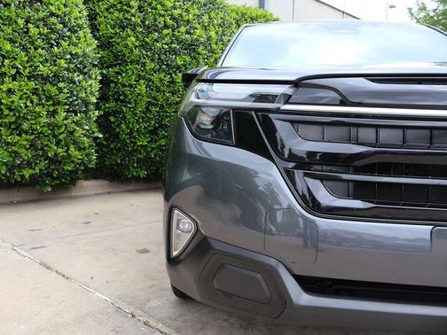 Magnetite Gray Metallic 2025 Subaru Forester Touring