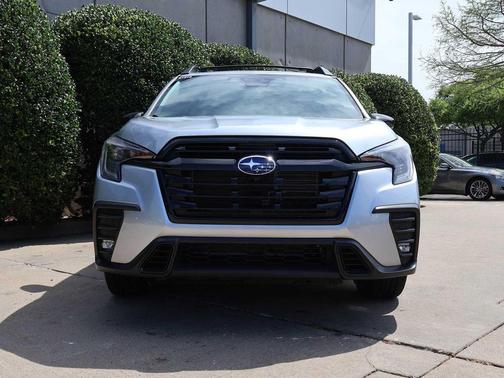 Ice Silver Metallic 2025 Subaru Ascent Onyx Edition Touring 7-Passenger