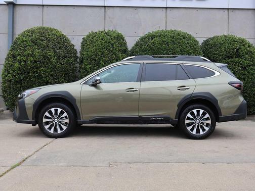 2025 Subaru Outback Touring