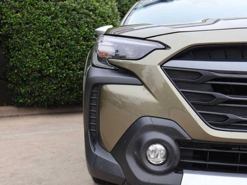 2025 Subaru Outback Touring