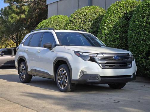 2025 Subaru Forester Hybrid Premium