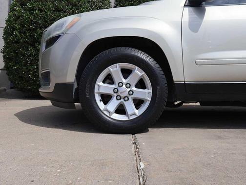 2014 GMC Acadia SLE-1