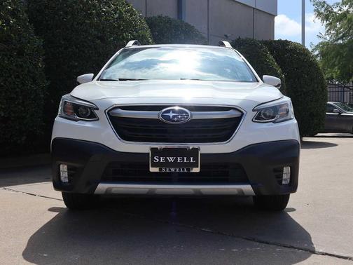 Crystal White Pearl 2021 Subaru Outback Limited
