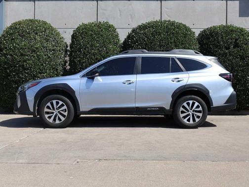 2023 Subaru Outback Base