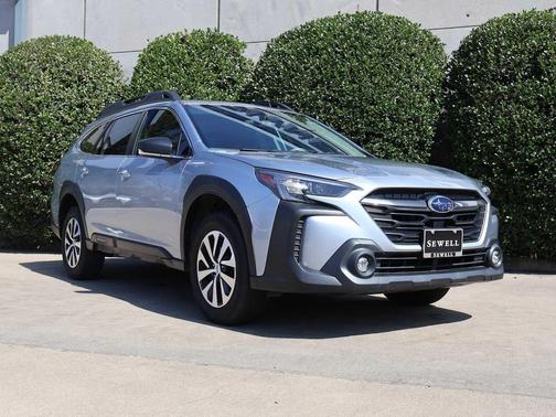 2023 Subaru Outback Base