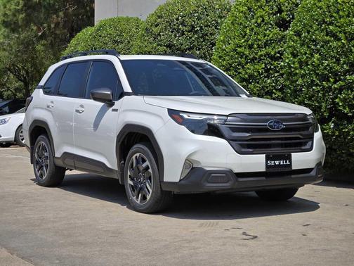 2025 Subaru Forester Hybrid Premium