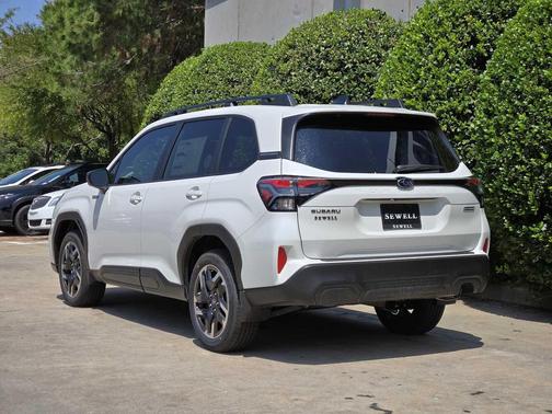 2025 Subaru Forester Hybrid Premium