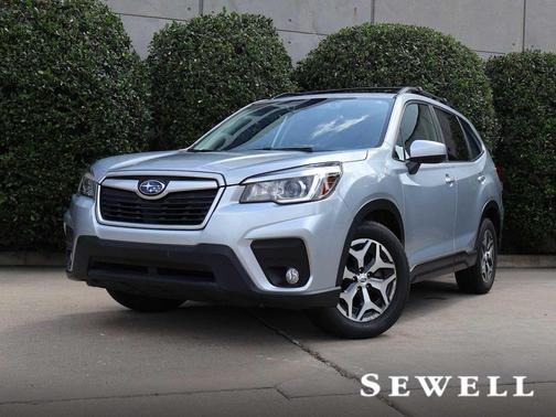 Ice Silver Metallic 2019 Subaru Forester Premium