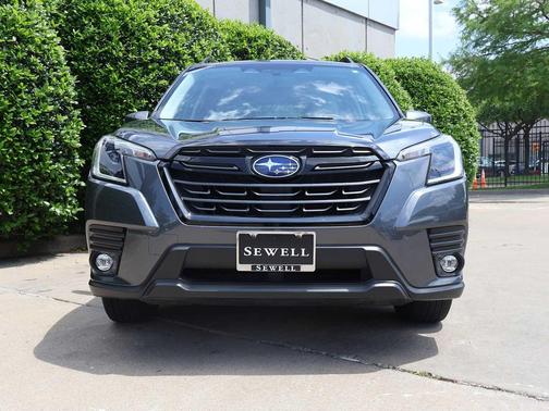 Magnetite Gray Metallic 2024 Subaru Forester Premium