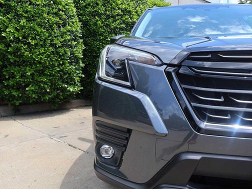 Magnetite Gray Metallic 2024 Subaru Forester Premium