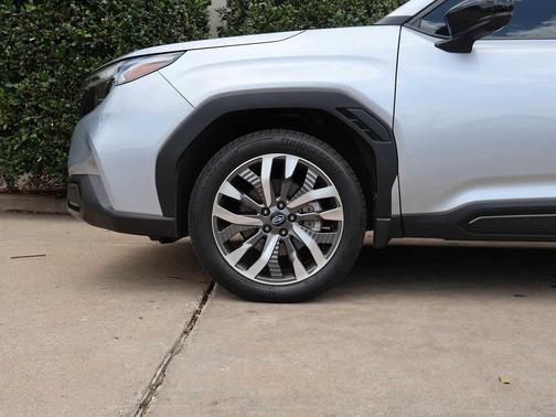 Ice Silver Metallic 2026 Subaru Forester Touring