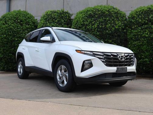 White Pearl 2024 Hyundai TUCSON SEL