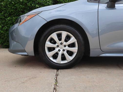 Celestite 2021 Toyota Corolla LE