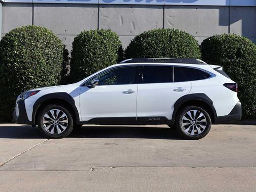2025 Subaru Outback Touring
