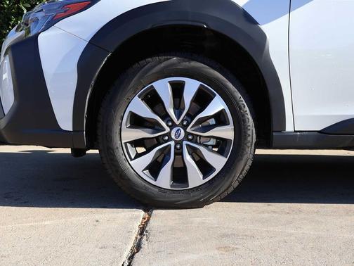 2025 Subaru Outback Touring