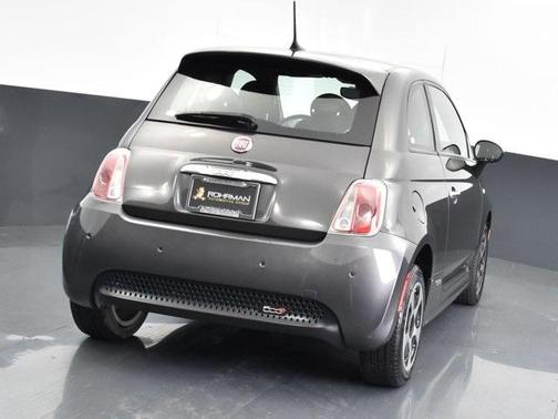 Photo 4 of 46 of 2017 FIAT 500e Battery Electric
