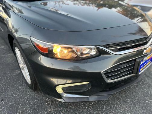 2017 Chevrolet Malibu 1LT