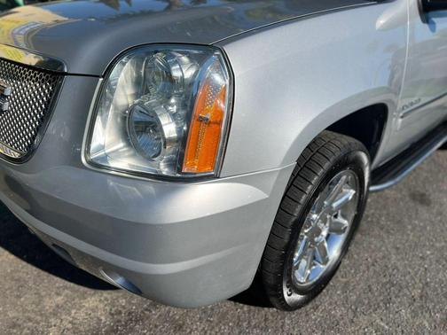 2013 GMC Yukon Denali