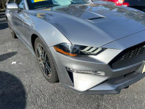 2020 Ford Mustang EcoBoost Premium