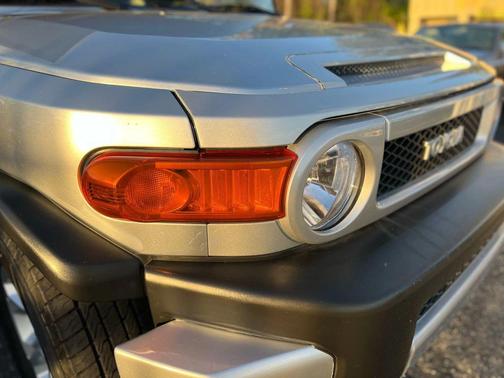 2008 Toyota FJ Cruiser Base