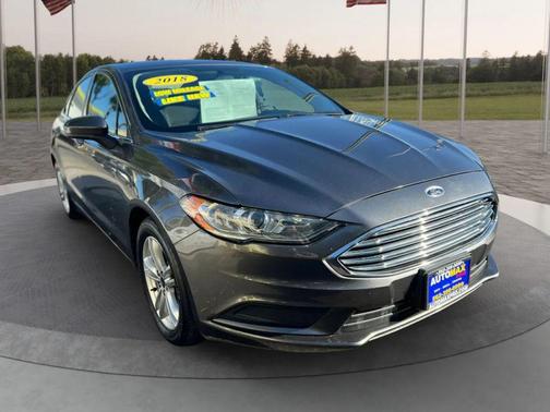 Magnetic Metallic 2018 Ford Fusion SE