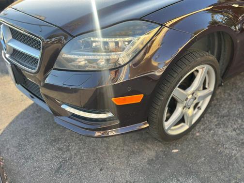 Purple 2012 Mercedes-Benz CLS-Class CLS 550