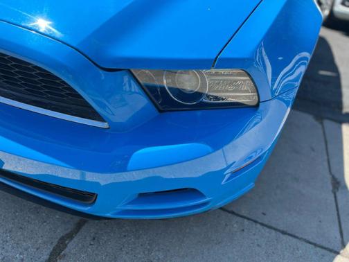 2014 Ford Mustang V6