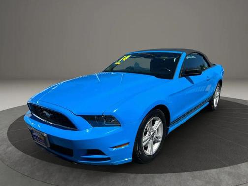 2014 Ford Mustang V6