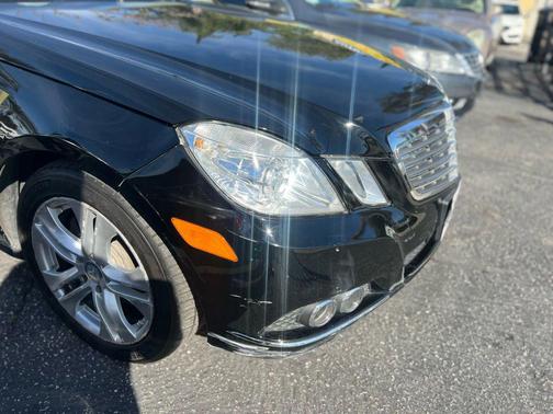 2011 Mercedes-Benz E-Class E 350 4MATIC Wagon 4D