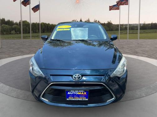 2017 Toyota Yaris iA Base