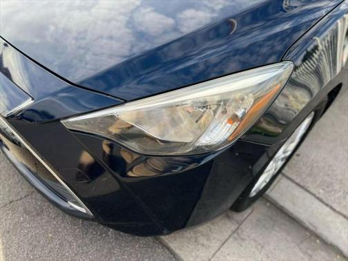2017 Toyota Yaris iA Base