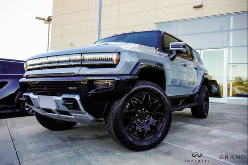 2025 GMC HUMMER EV SUV 2X