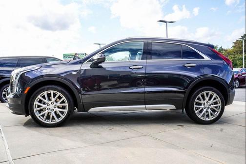 2023 Cadillac XT4 Premium Luxury