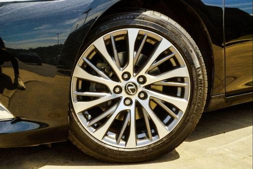 Caviar 2021 Lexus ES 350 Base