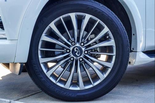 2018 INFINITI QX80 Base