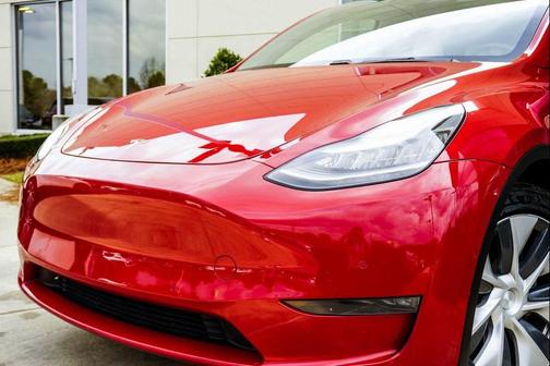 2021 Tesla Model Y Long Range Dual Motor All-Wheel Drive