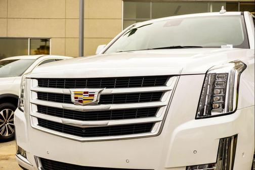 2020 Cadillac Escalade Luxury