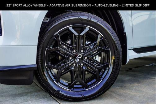 Radiant White/Black Obsidian 2026 INFINITI QX80 SPORT AWD