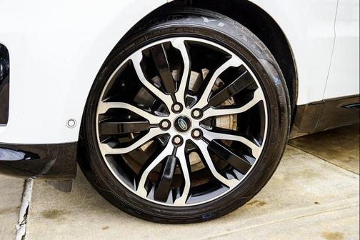 2022 Land Rover Range Rover Sport HSE Silver Edition