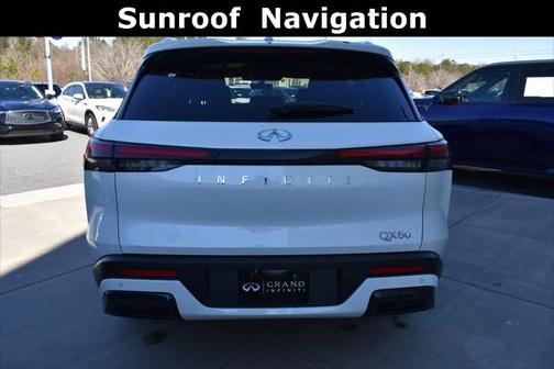 2025 INFINITI QX60 Luxe