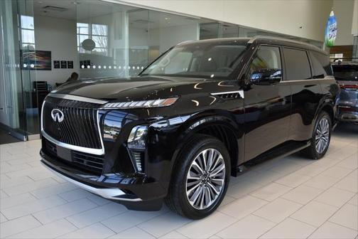 2025 INFINITI QX80 Luxe