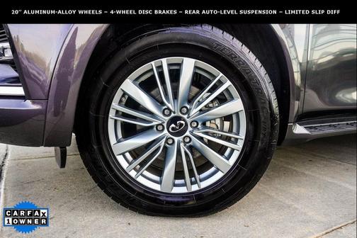 2024 INFINITI QX80 Luxe