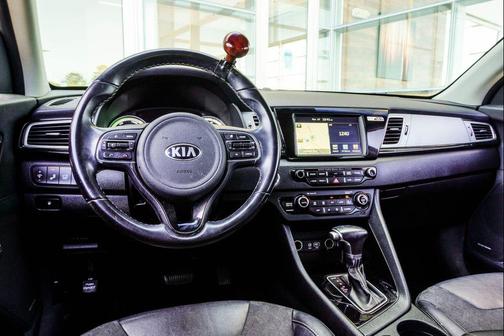 Platinum Graphite 2018 Kia Niro EX