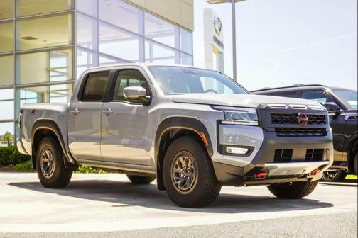 Boulder Gray Pearl 2025 Nissan Frontier PRO-X
