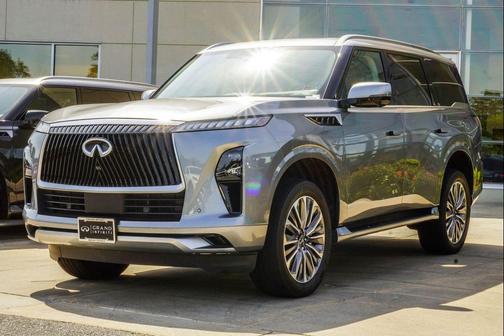 Dynamic Metal 2025 INFINITI QX80 SENSORY AWD