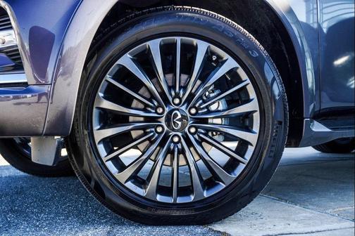 2023 INFINITI QX80 SENSORY AWD